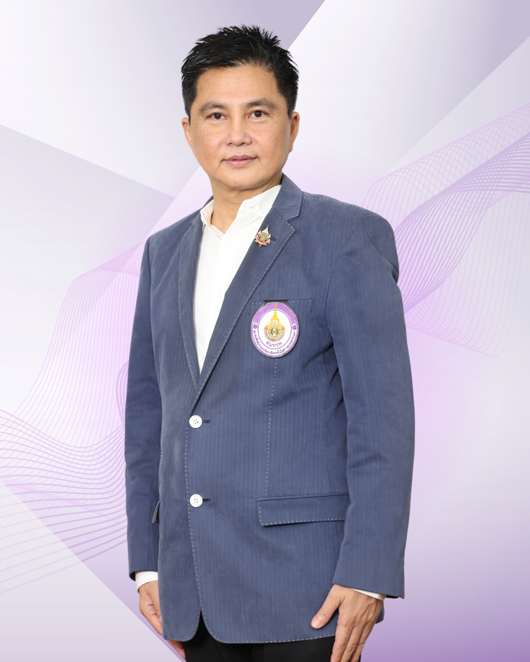 นายปรมินทร์ นิยมพันธ์